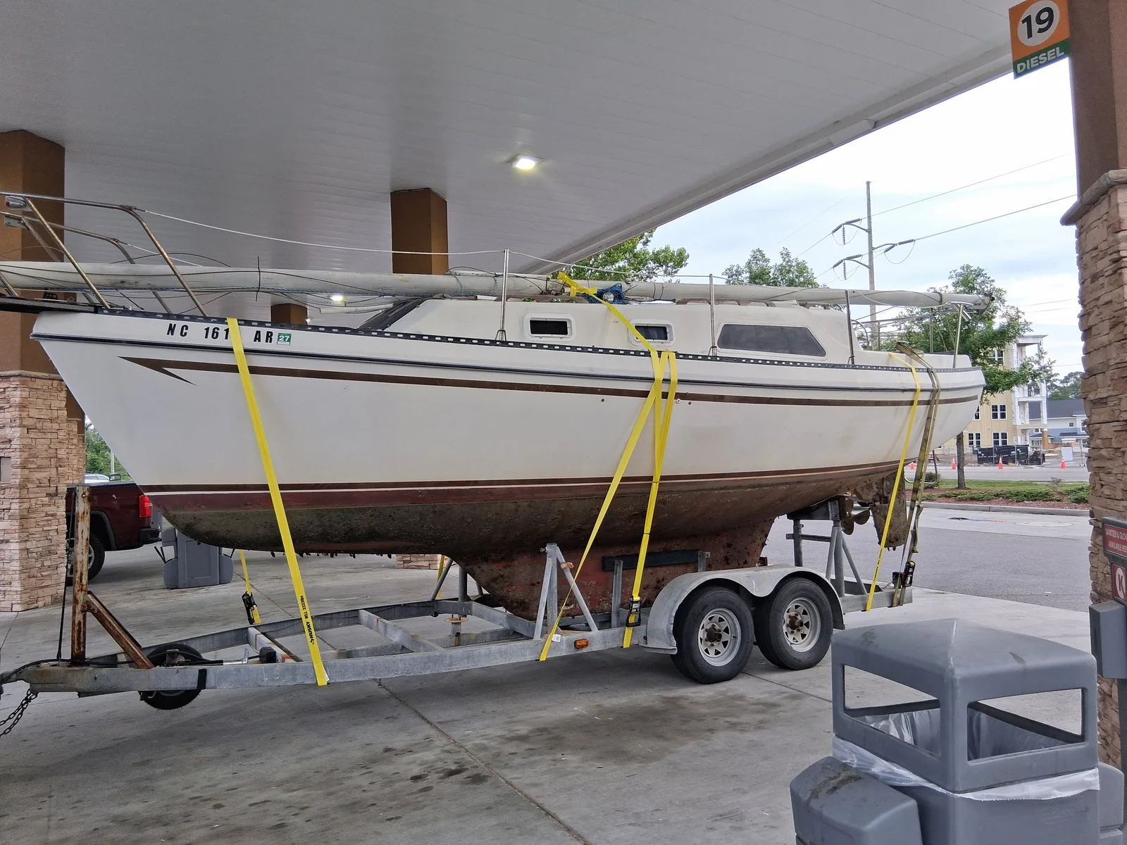 Watkins 27 sail boat